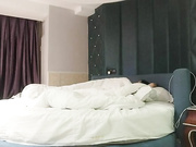 网恋奔现开房良家少妇揉奶摸穴翘起屁股后入