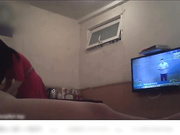 风韵十足的气质小少妇背着老公在洗浴中心做按摩时碰到个鸡巴比较大的客户,按着按着吃起鸡巴来了,还主动女上位摇摆到高潮,国语