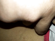 偷拍熟睡合租人妻