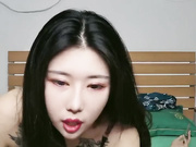 完美嫩妹神草极致微胖性爱坐插打桩喷射01