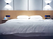 全国探花长发妹子穿上黑丝舔弄翘屁股猛操